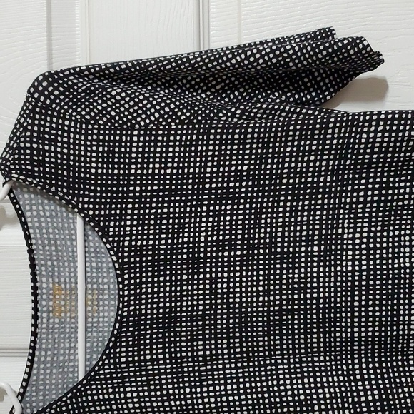 NWOT Apt. 9 Petite Modern Essentials Top Size PM - Picture 3 of 7